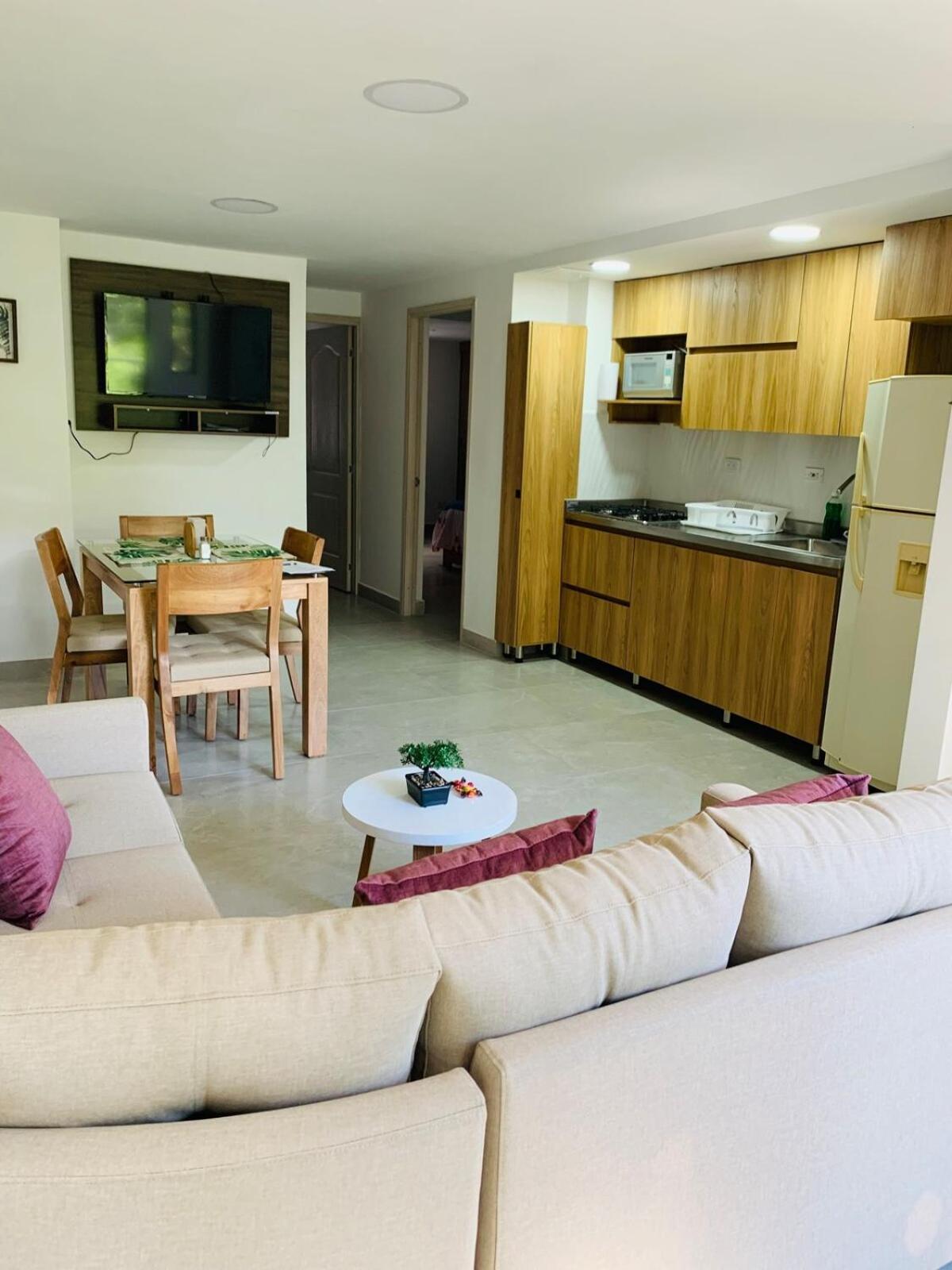 Family In Belen, Comfortable, Conveniently Located, Wi-fi